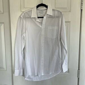 NWT Men’s Amazon essentials white button down size small